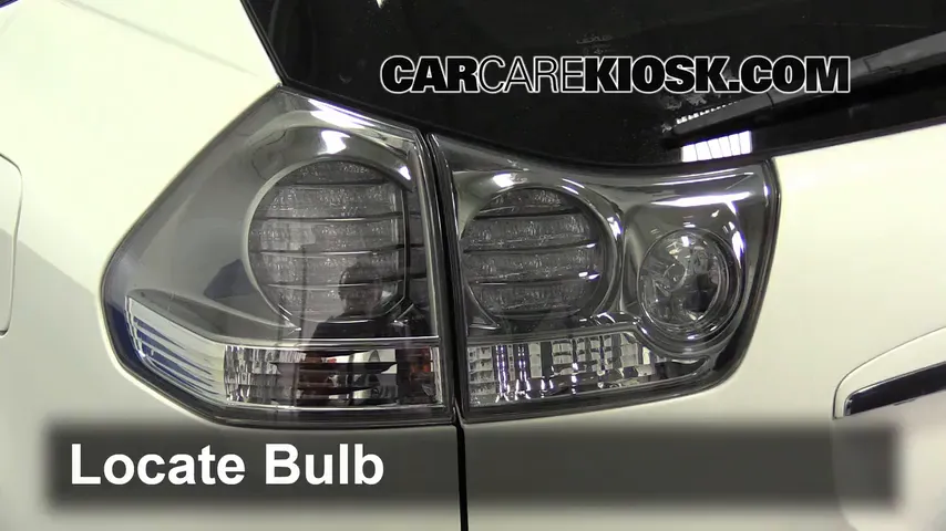 2006 Lexus RX400h 3.3L V6 Lights Tail Light (replace bulb)